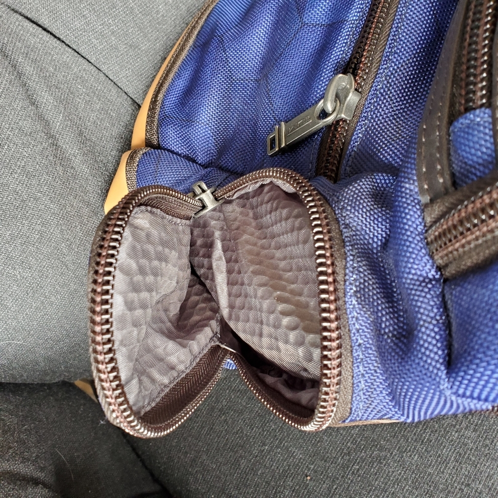 Like New Tumi Alpha Bravo Knox backpack - Picture 11 of 11